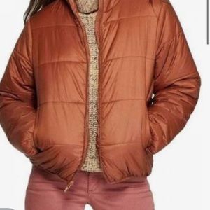 Universal Thread water resistant puffer jacket